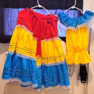 Authentic Salvadorian girl set.